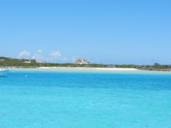 Serene Cambridge Cay