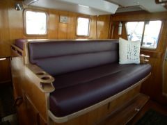 Pilothouse settee