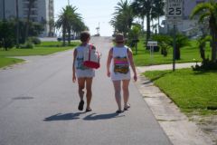 To the beach!! Port Orange (South Daytona)