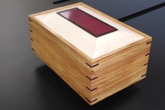 Jewelry box