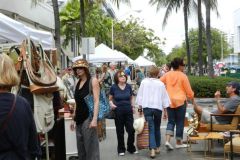 Lincoln Rd. Sunday Market