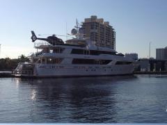 Everyone should have a helo on deck!