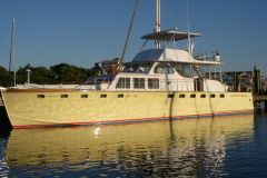 Restored 1948 Huckins at park service docks - [i]sweet![/i]