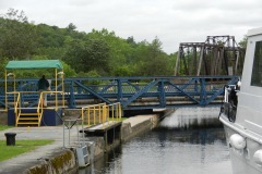 Lock & swing bridge Lock 7