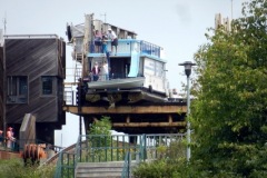 Houseboat overhang